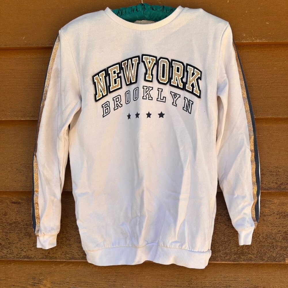 H & M Girls New York Brooklyn White Sweatshirt Size 10/12